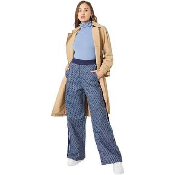 GUESS Women's Barbara Wide Leg Pant - Picture 3 of 10